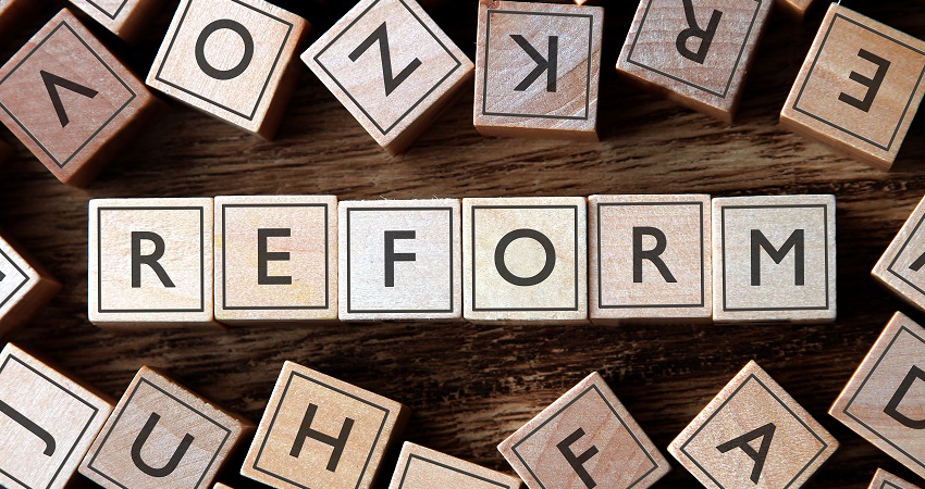 shutterstock_402345496_tax_reform_By_TypoArt_BS_lead