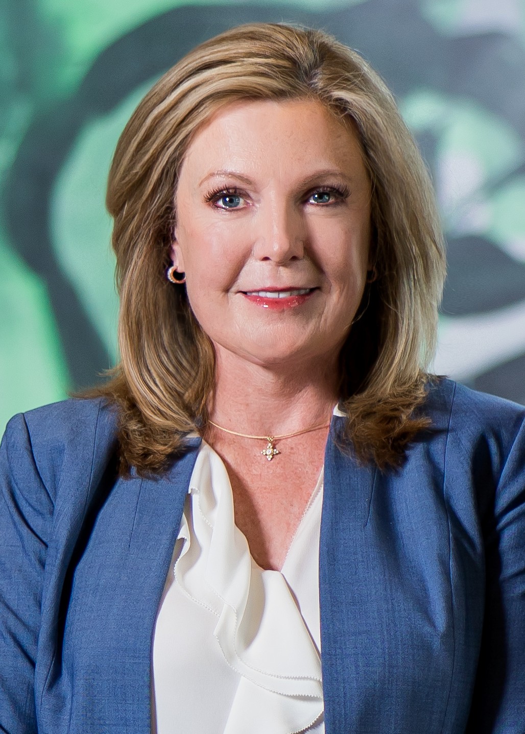 Julie Smith Headshot