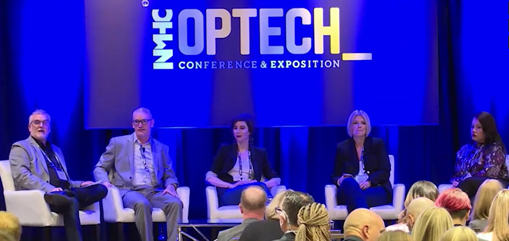 Moderator Brent Steiner, Engrain, dives into the importance of smart, wholesome data utilization with panelists Kevin Geraghty, AvalonBay Communities, Diana Norbury, Pillar Properties, Stephanie Gonzalez, Venterra Realty Management, Inc., and Brandy Daniel, BH Equities, LLC.